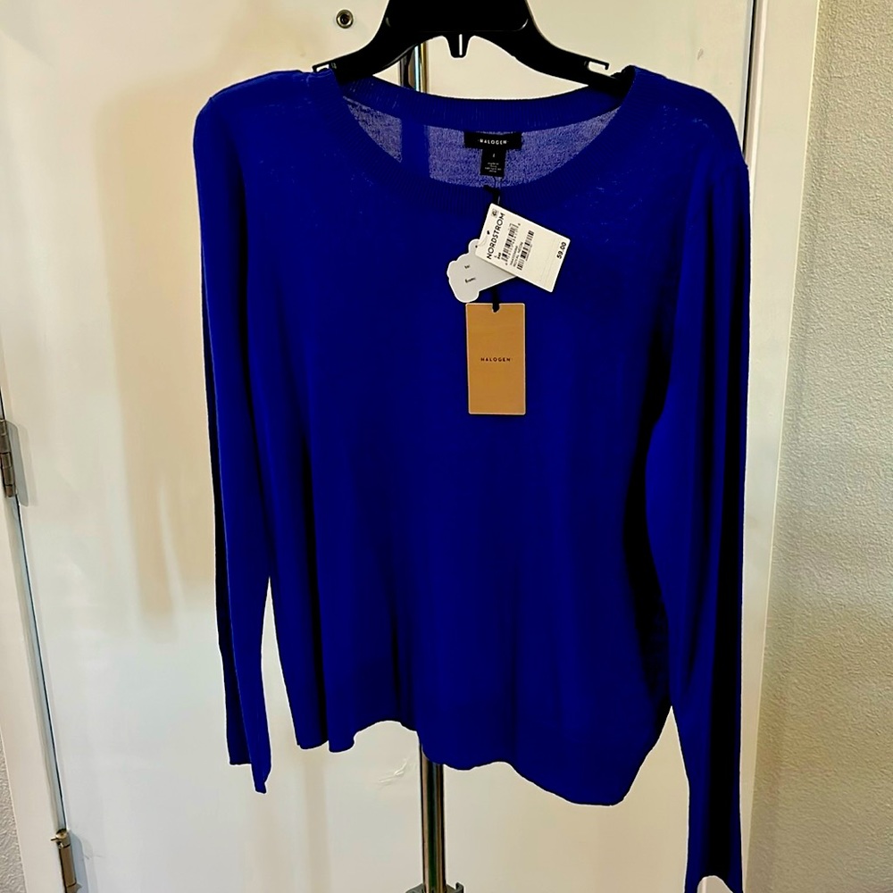 Brand New Gorgeous Blue Halogen Sweater w/tags! 🤍❤️🔥